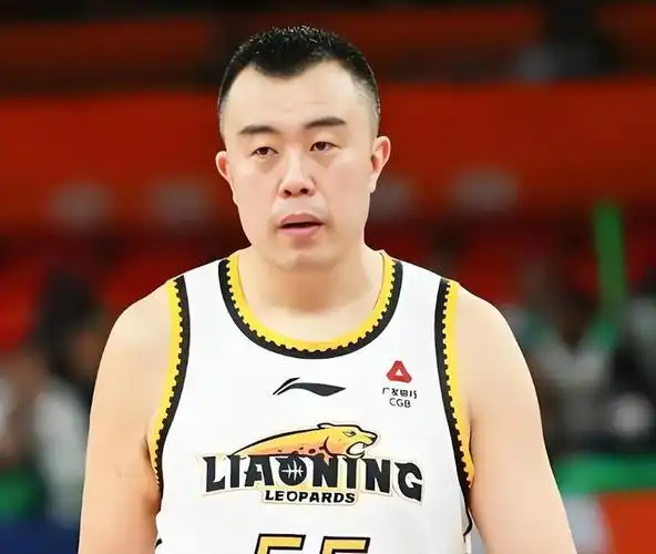 NBA录像高清回放-喊话想打球了，韩德君复出？CBA规则曝光，谁注意大韩的表态|赵继伟|辽宁男篮|鄢手骐|退役|球迷_新浪体育_新浪新闻